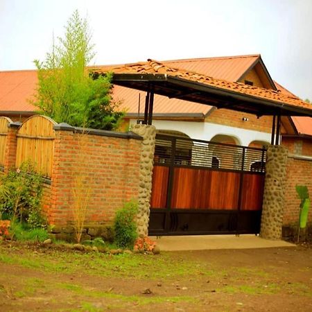 Urugano Virunga Palace Nyarugina ภายนอก รูปภาพ