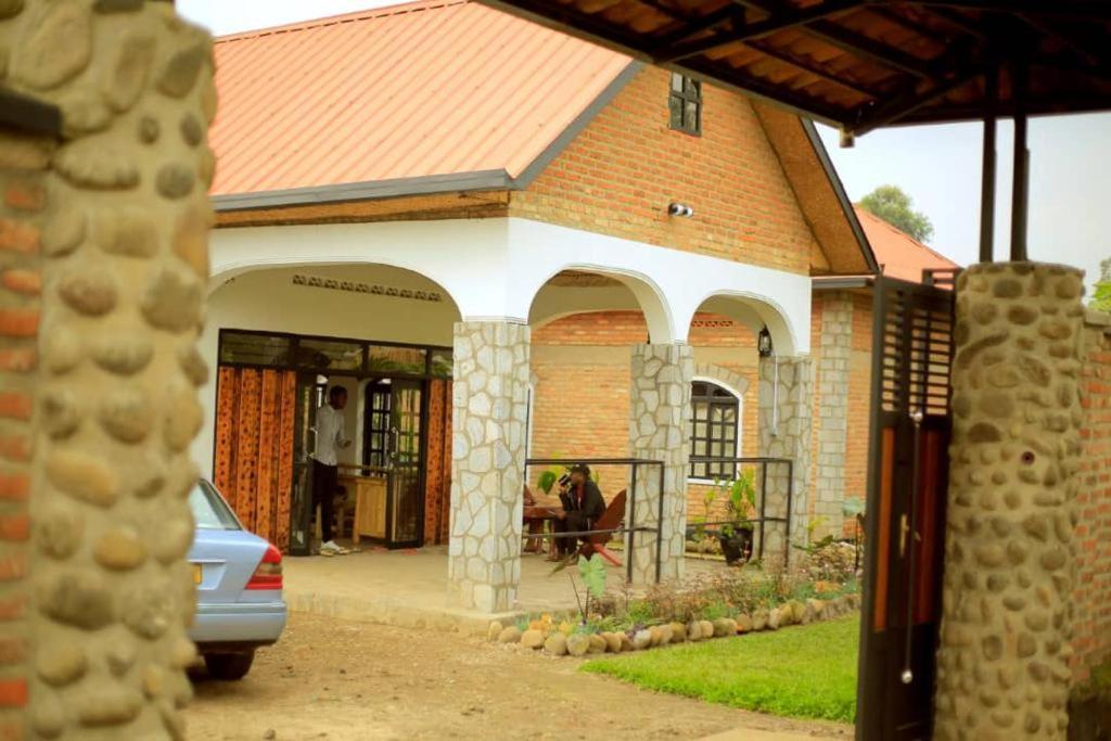Urugano Virunga Palace Nyarugina ภายนอก รูปภาพ